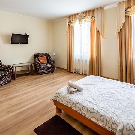 Apartment On Yana Zhizhky Leópolis Habitación foto