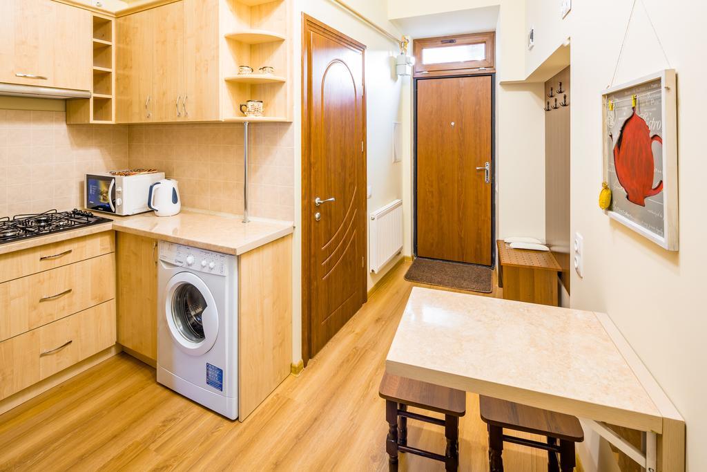 Apartment On Yana Zhizhky Leópolis Exterior foto